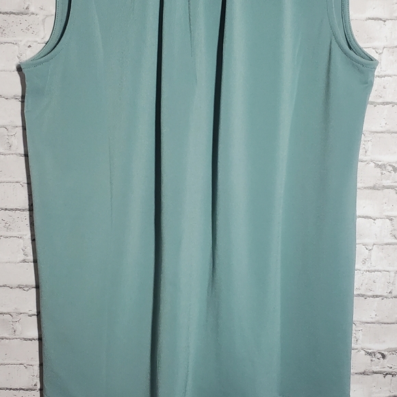 H&M Blouse - Picture 2 of 7